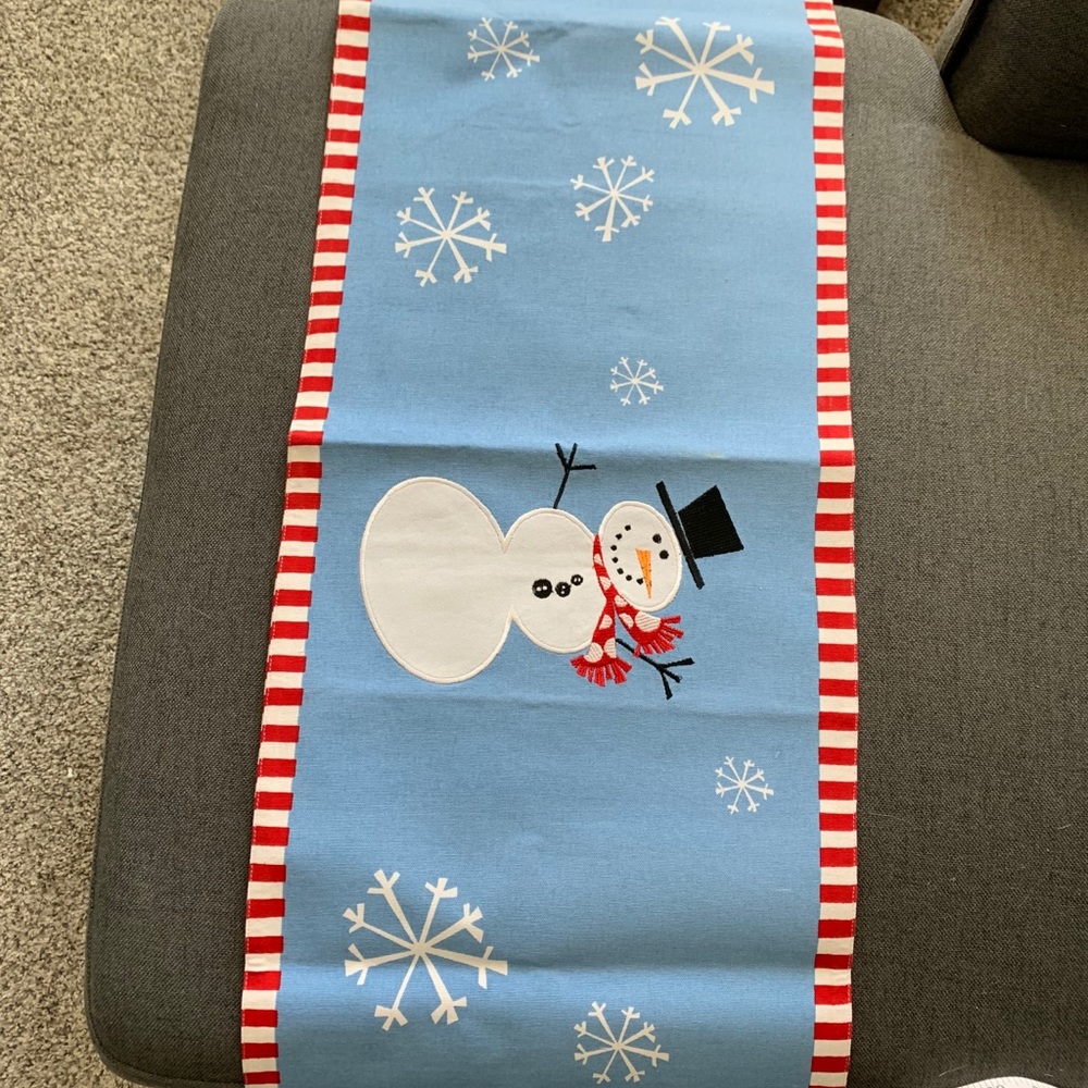 Reversible Snowman & Snowflake Table Runner